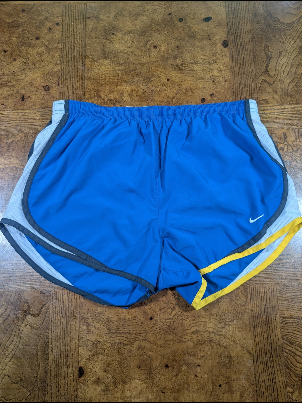 Nike Dri-FIT Women's Tempo Running Shorts Blue White Gray Size Medium